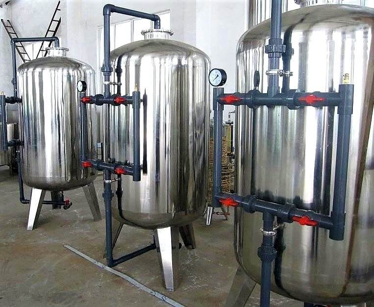Figure 5 Rapid industrial sand filter.