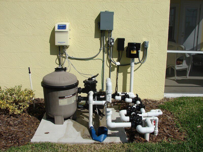 Figure 6 Reverse osmosis system for home desalination.