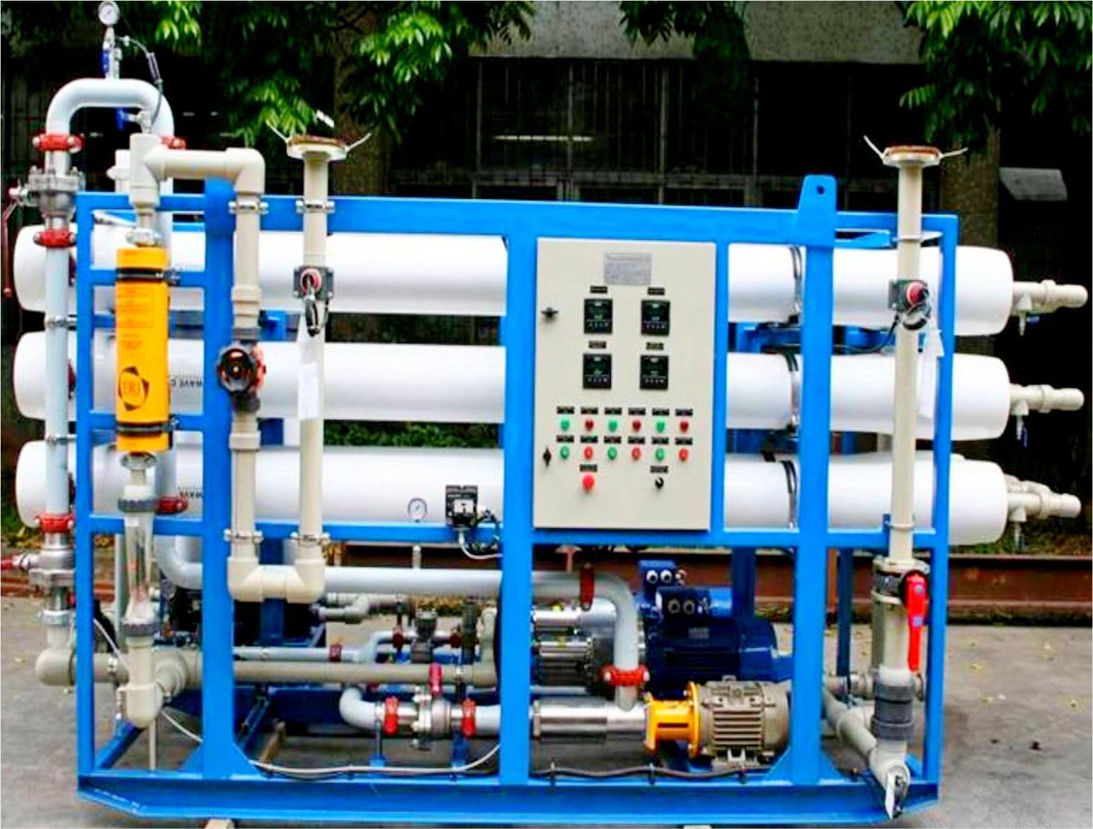 Figure 12 Seawater desalination equipment.