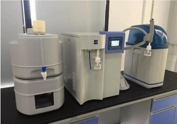 deionized water system for laboratory application